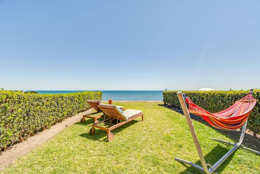 Beachfront Townhouse 埃斯特波纳 外观 照片
