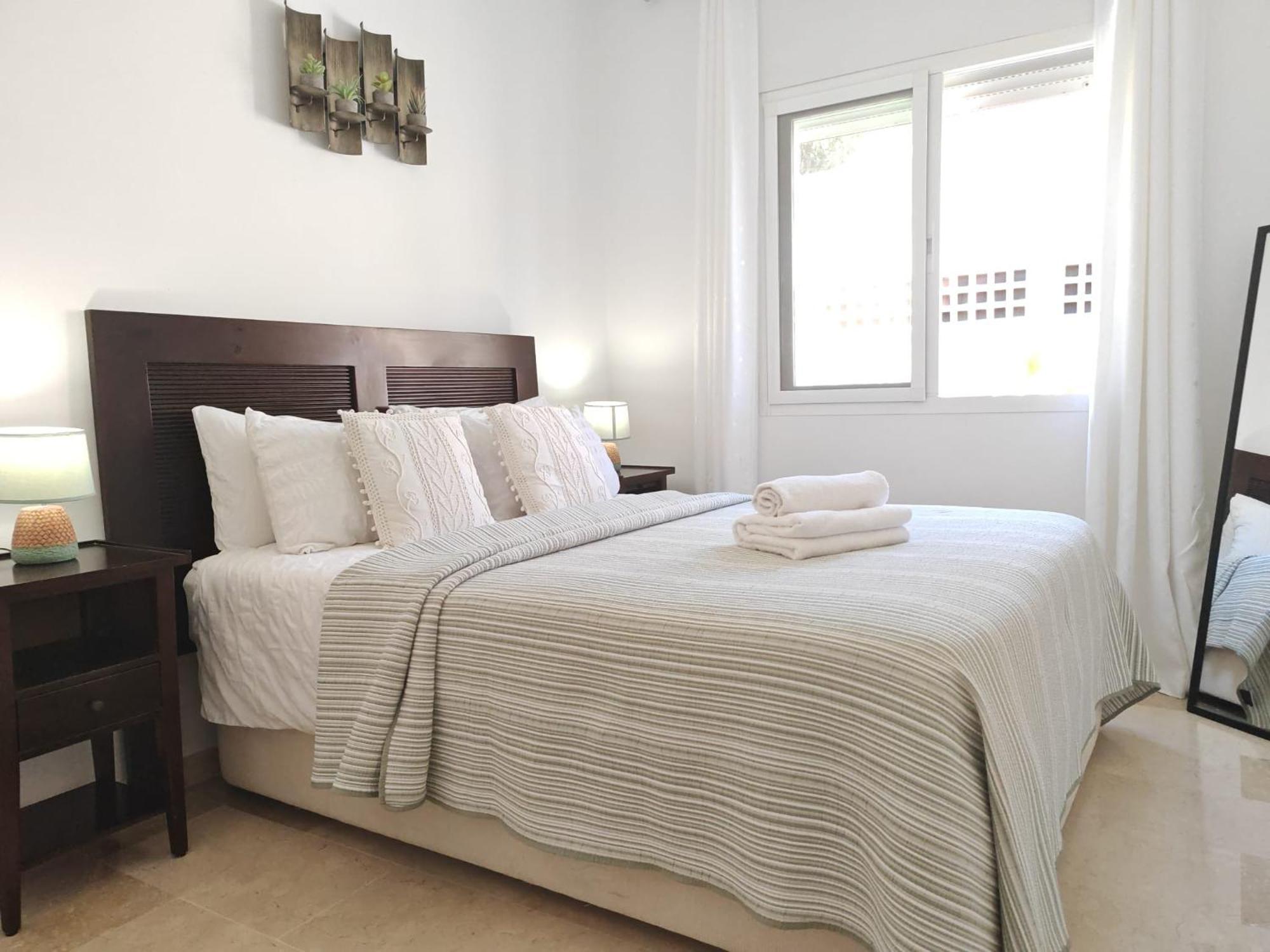 Beachfront Townhouse 埃斯特波纳 外观 照片