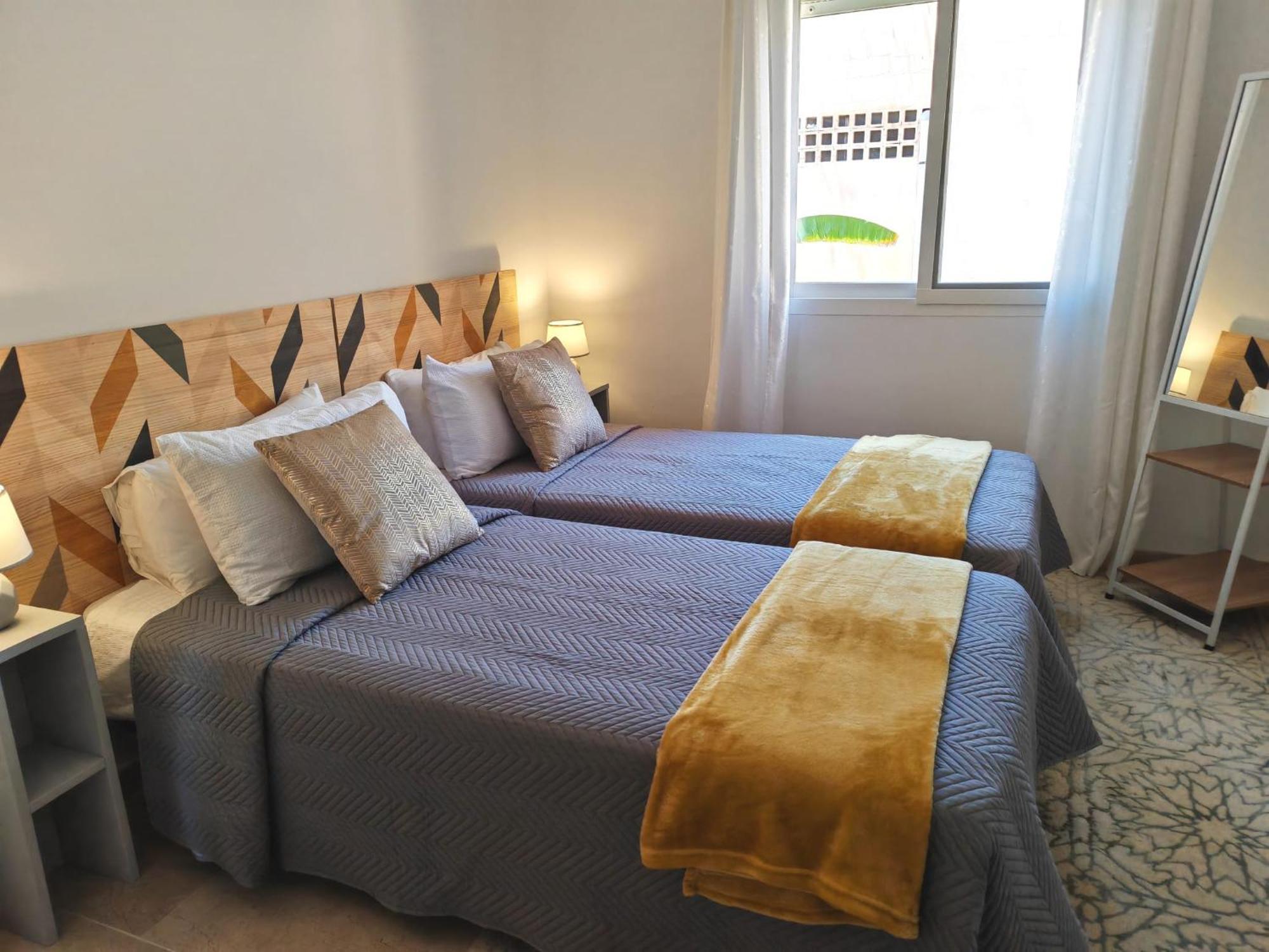 Beachfront Townhouse 埃斯特波纳 外观 照片